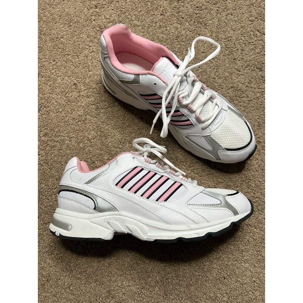 Women’s size 10 Cross Trekkers Safe-T Step White Pink Black Sneakers
